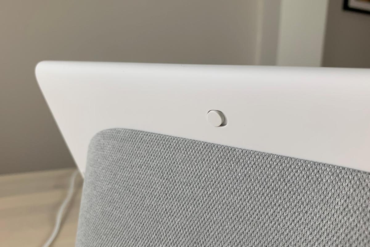 Google Nest Hub Max review: This surprisingly svelte smart display is a great cook's companion