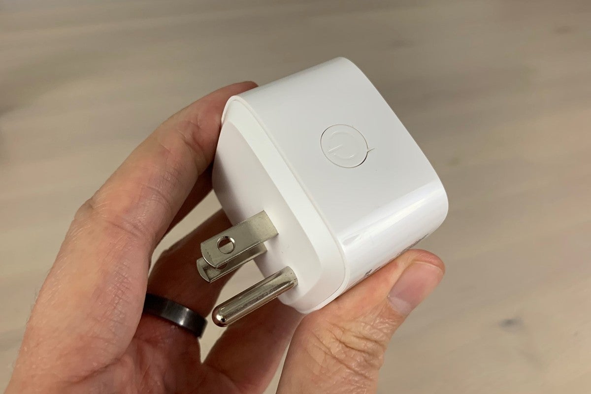 innr smart plug power button