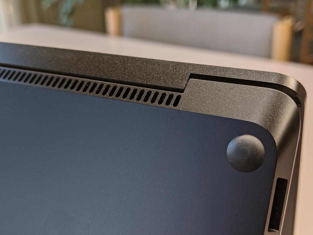 Microsoft Surface Laptop 3 venting