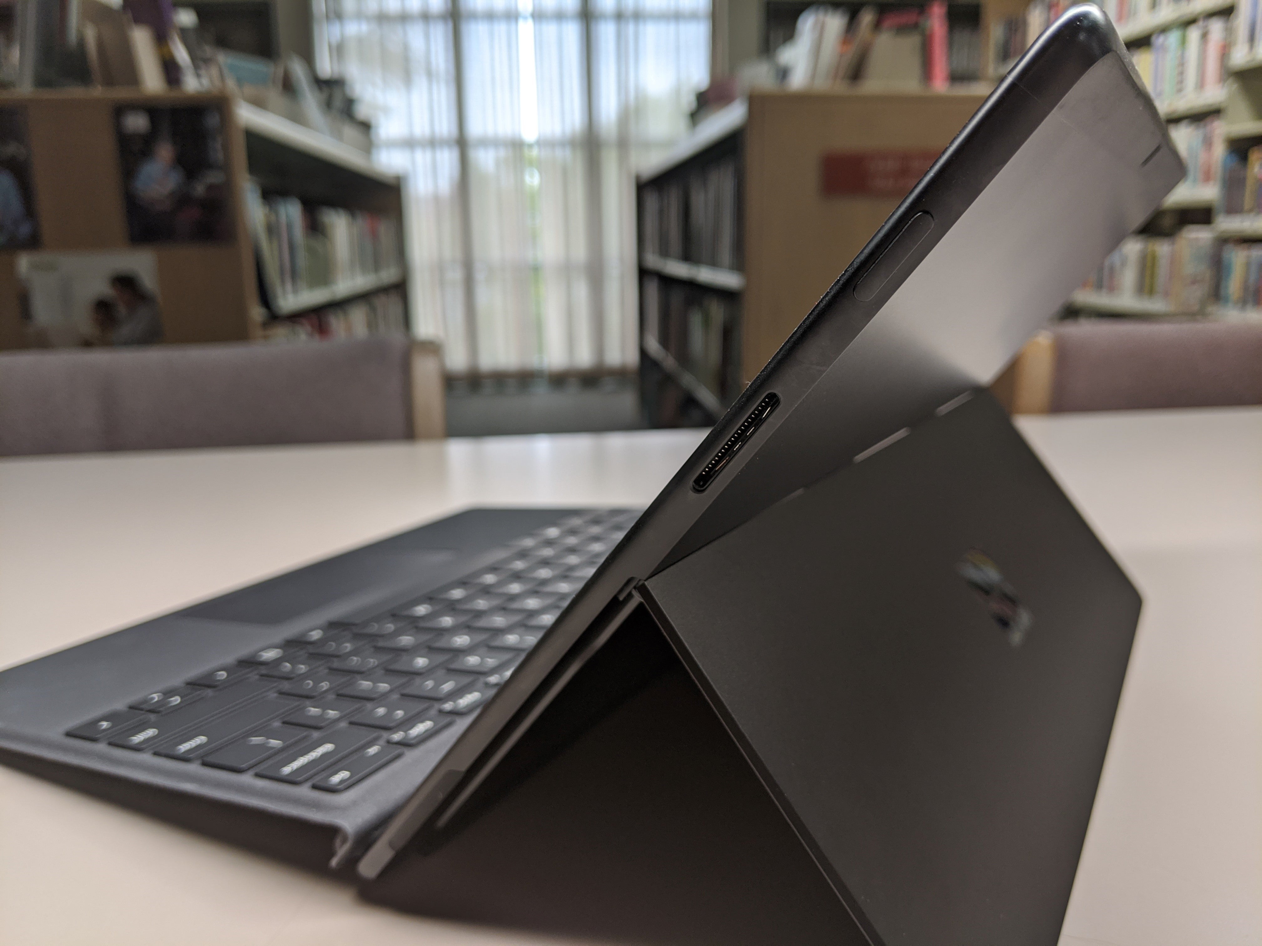 Microsoft Surface Pro X Review This Isn T The Long Lasting Tablet We Were Hoping For Pc World