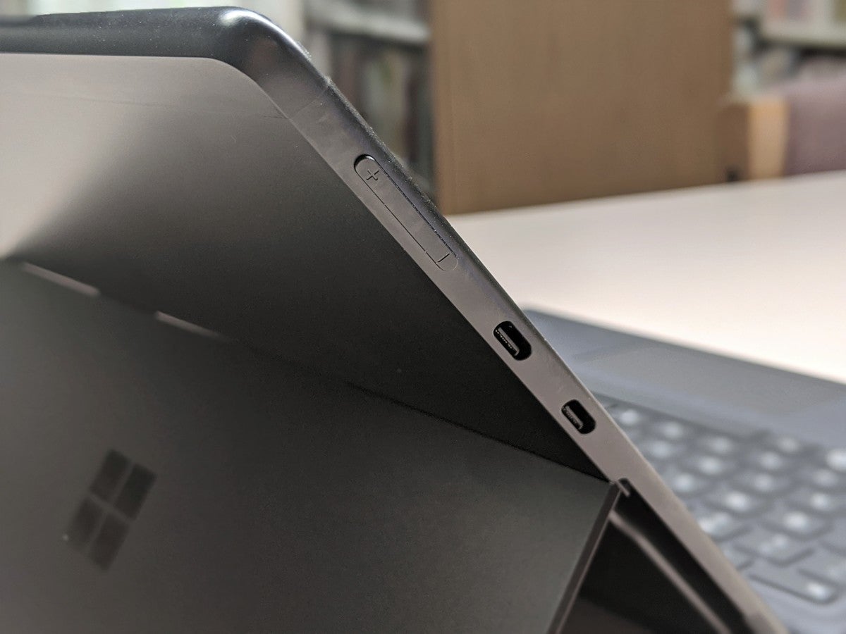 Microsoft Surface Pro X usb c ports