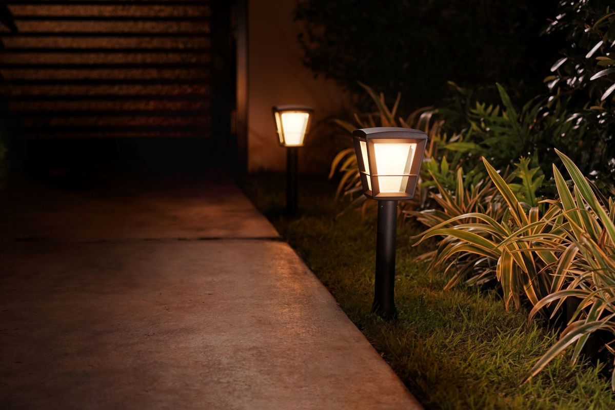 Zij zijn Winst noot Philips Hue unwraps three new outdoor lights designed to show off your home  and garden | TechHive