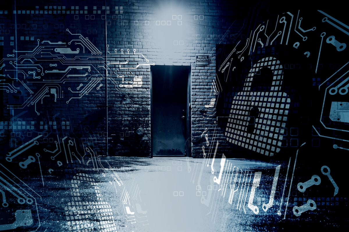 Cyberespionage group developed backdoors tailored for VMware ESXi  hypervisors | CSO Online
