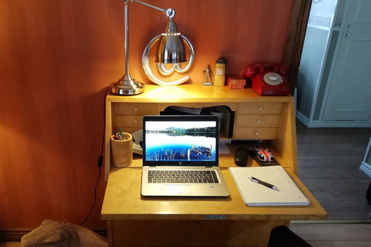 9 home office essentials for developers who WFH