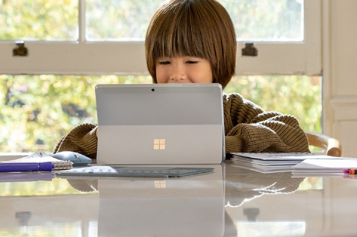 Microsoft Surface Go 2 ребенок