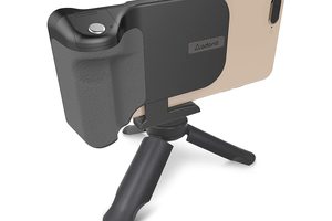 This wireless charger doubles as a photo system, and is 20% off