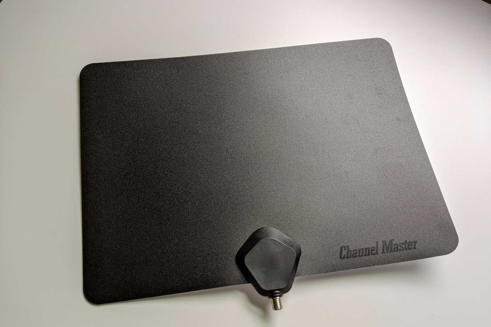 Channel Master Flatenna 35 -- Best budget-priced indoor TV antenna