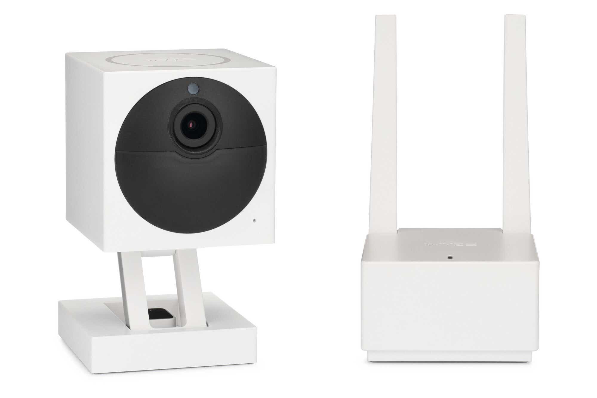 Wyze Cam Outdoor (with base station)