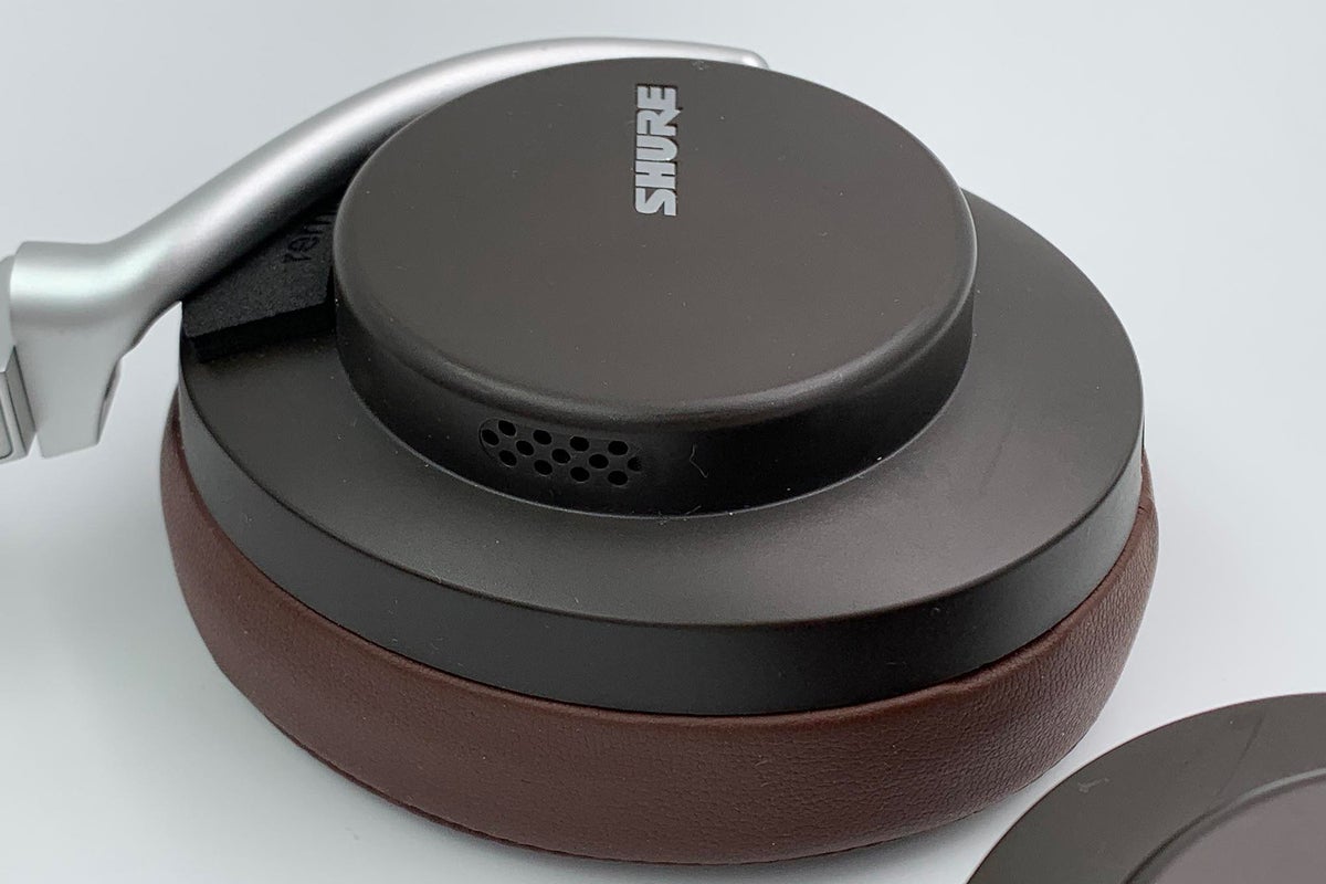 shure aonic 50 ear cup