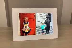 aura carver photo frame