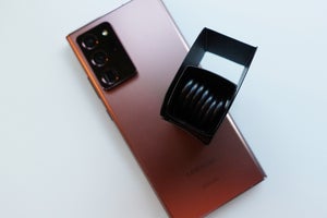 note 20 headphones
