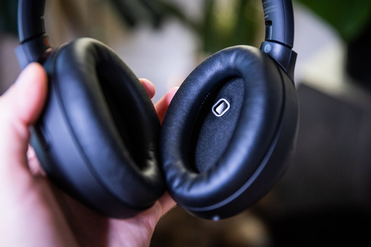 オーディオ機器 ヘッドフォン Sony WH-1000XM4 review: Still the best noise-cancelling headphones 