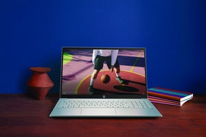 hp pavilion 15 ceramicwhite naturalsilver nt hdcam nonodd fpr scrnss hero frontfacing