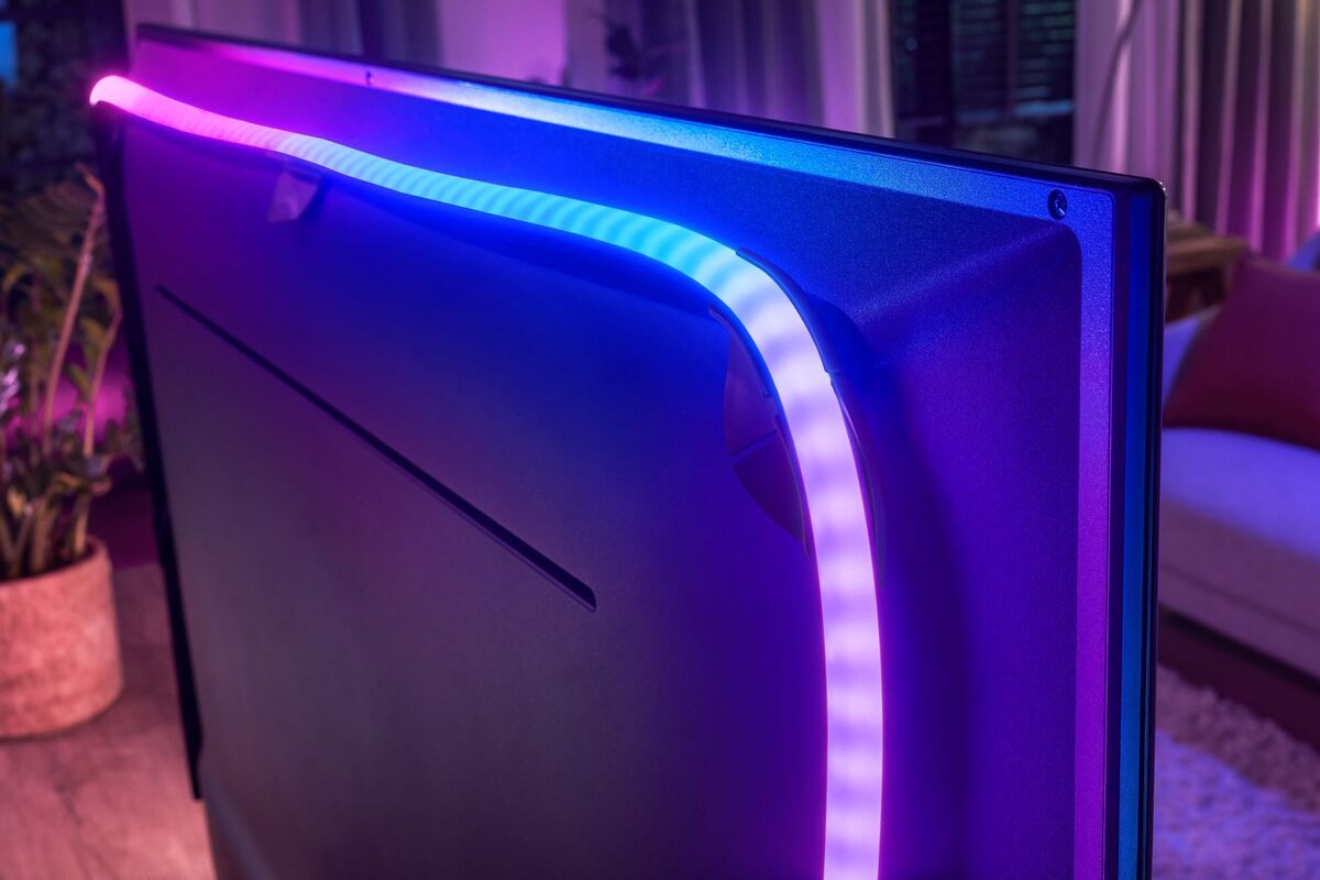 philips hue gradiant light strip behind tv