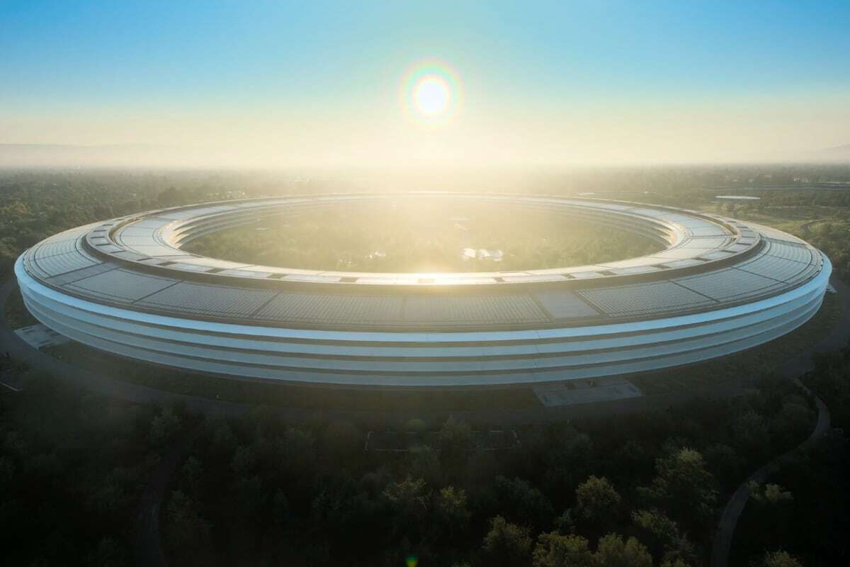 Image: Apple's Q4 results show growth in 'interesting times'