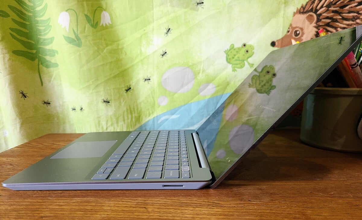 Microsoft Surface Laptop Go right side