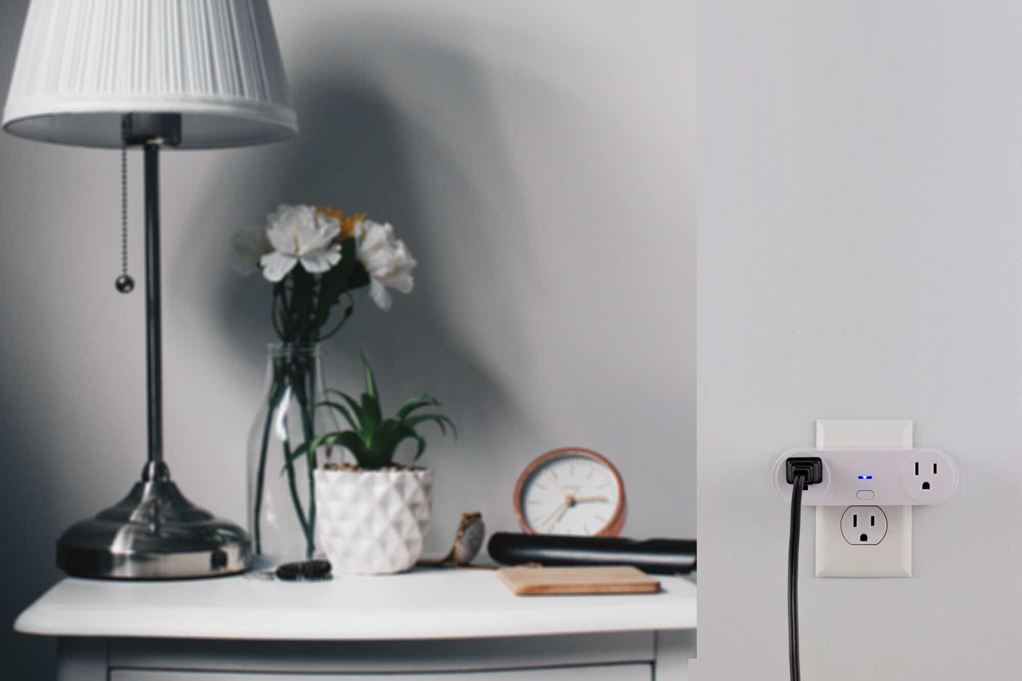 Jasco Enbrighten Plug-in 2-Outlet Wi-Fi Smart Switch