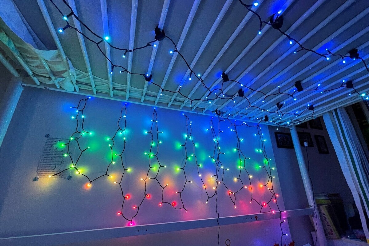 twinkly light string