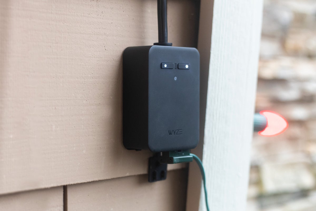 Wyze wraps up 2020 with a $10 outdoor smart plug | TechHive