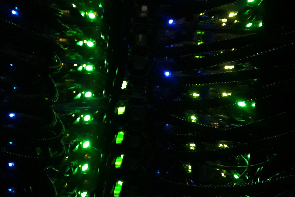 Image: IT Leaders Share Insights into the Use of Server Liquid Cooling