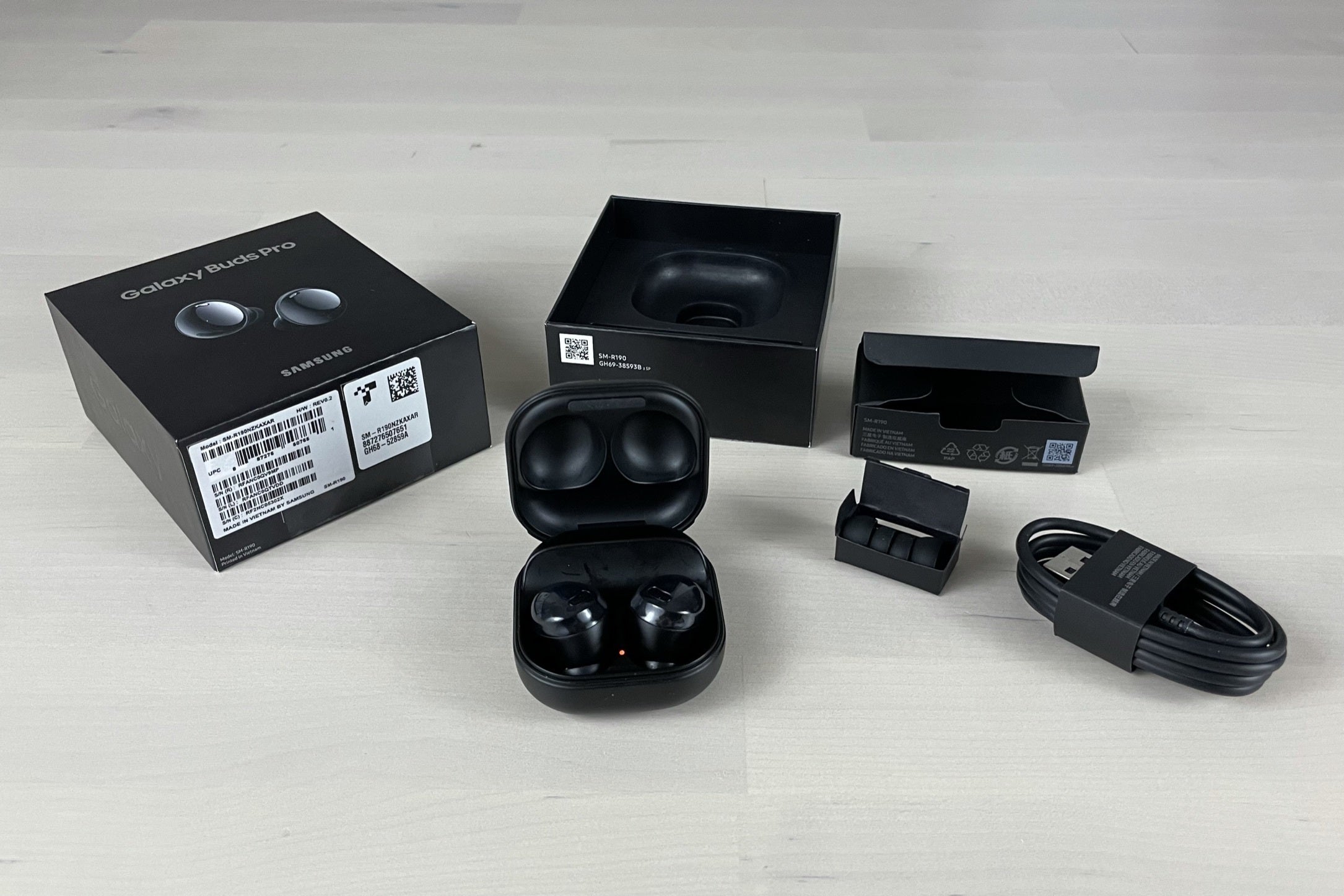 Samsung Galaxy Buds Pro Unboxing and earson impressions Good Gear