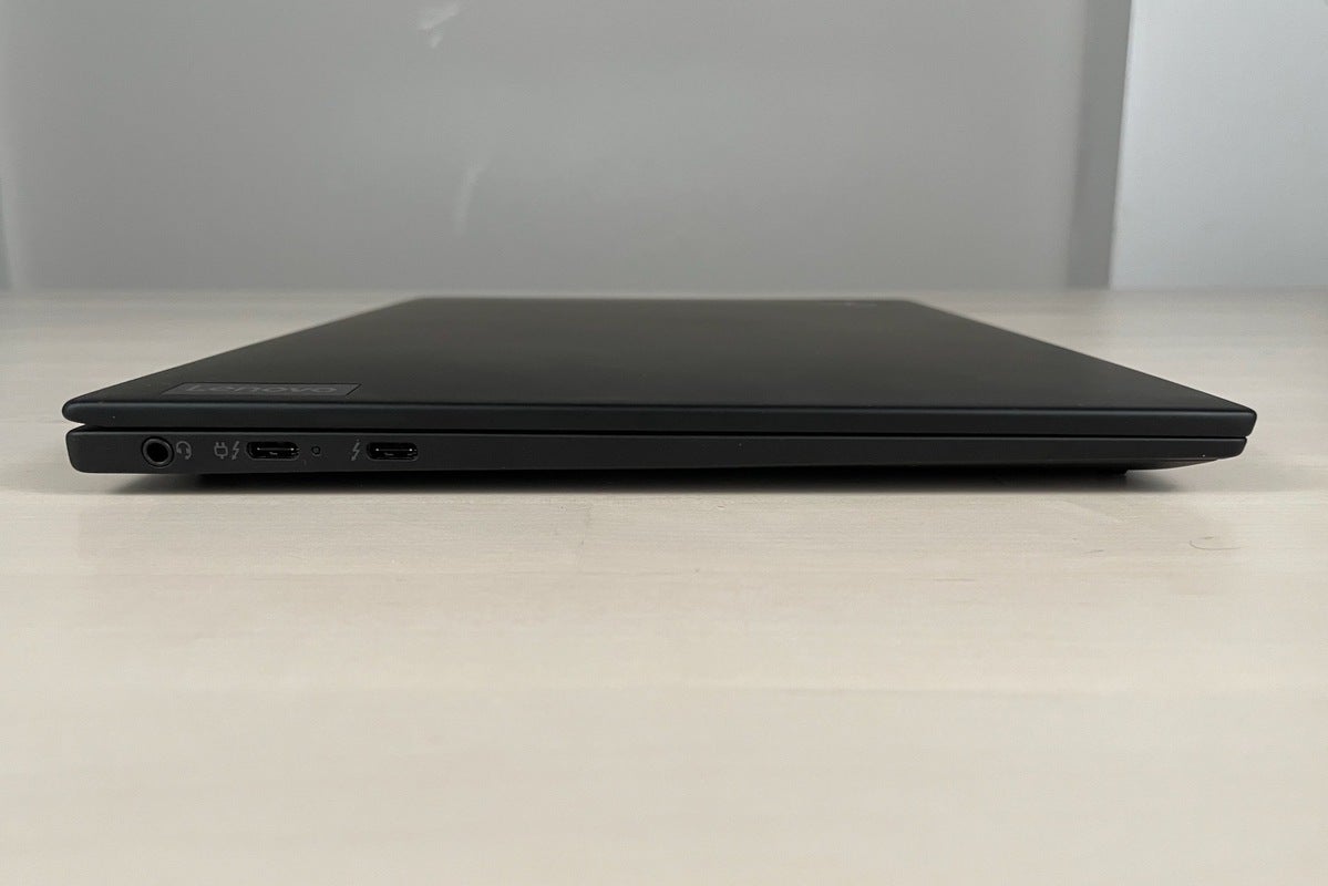 lenovo thinkpad x1 nano left side