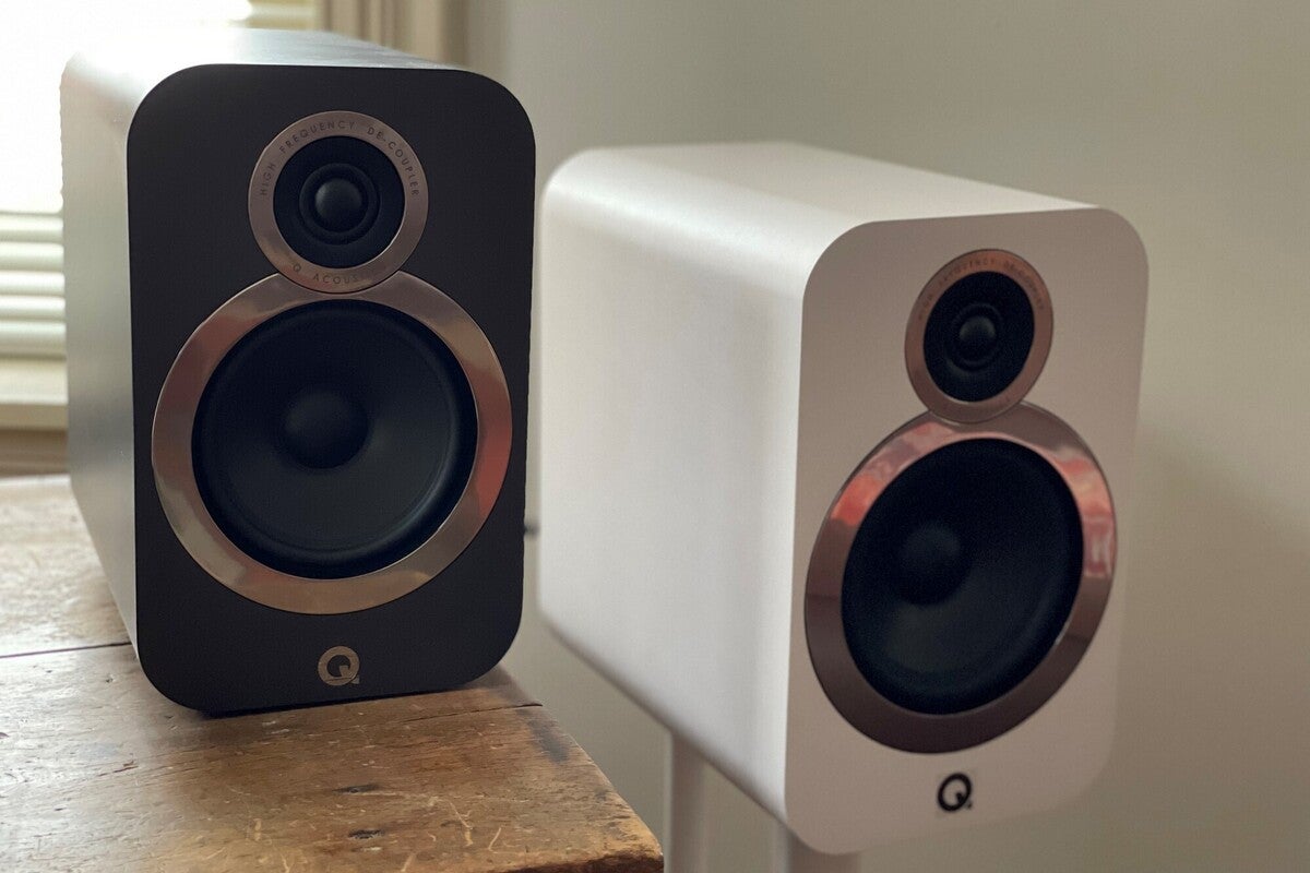 q acoustics 3030i black and white