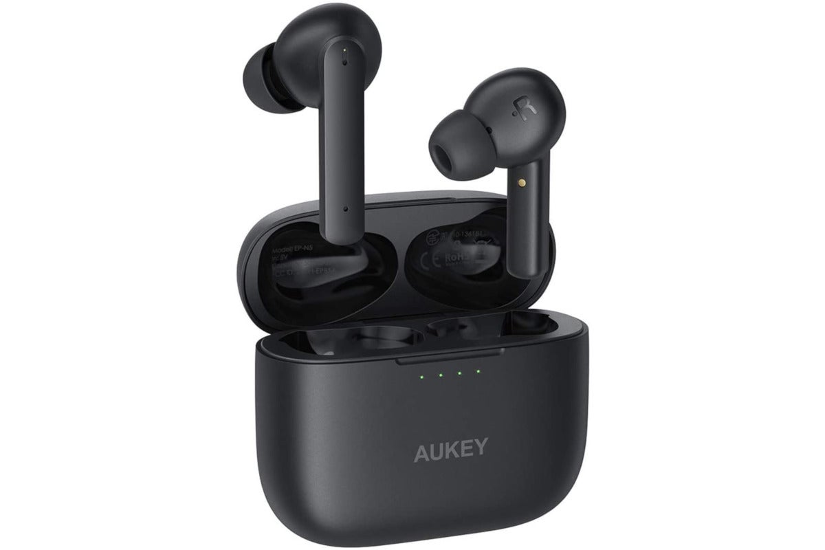 How do i know when my aukey is fully charged Fast Charge Your Portable Gear With The Latest Aukey Power Banks Geardiary