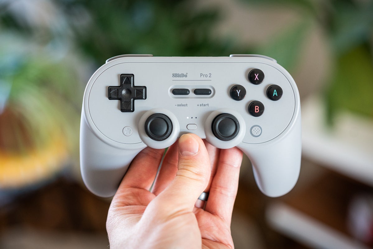 8bitdo Pro 2 Review The Best Pro Controller For 50 Pc World Australia