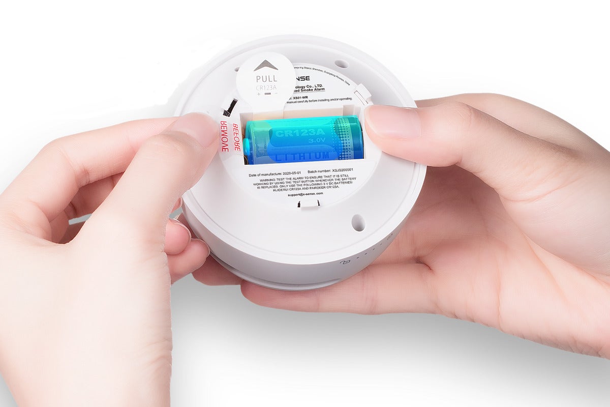 XS01-M Smart Interconnected Smoke Alarm