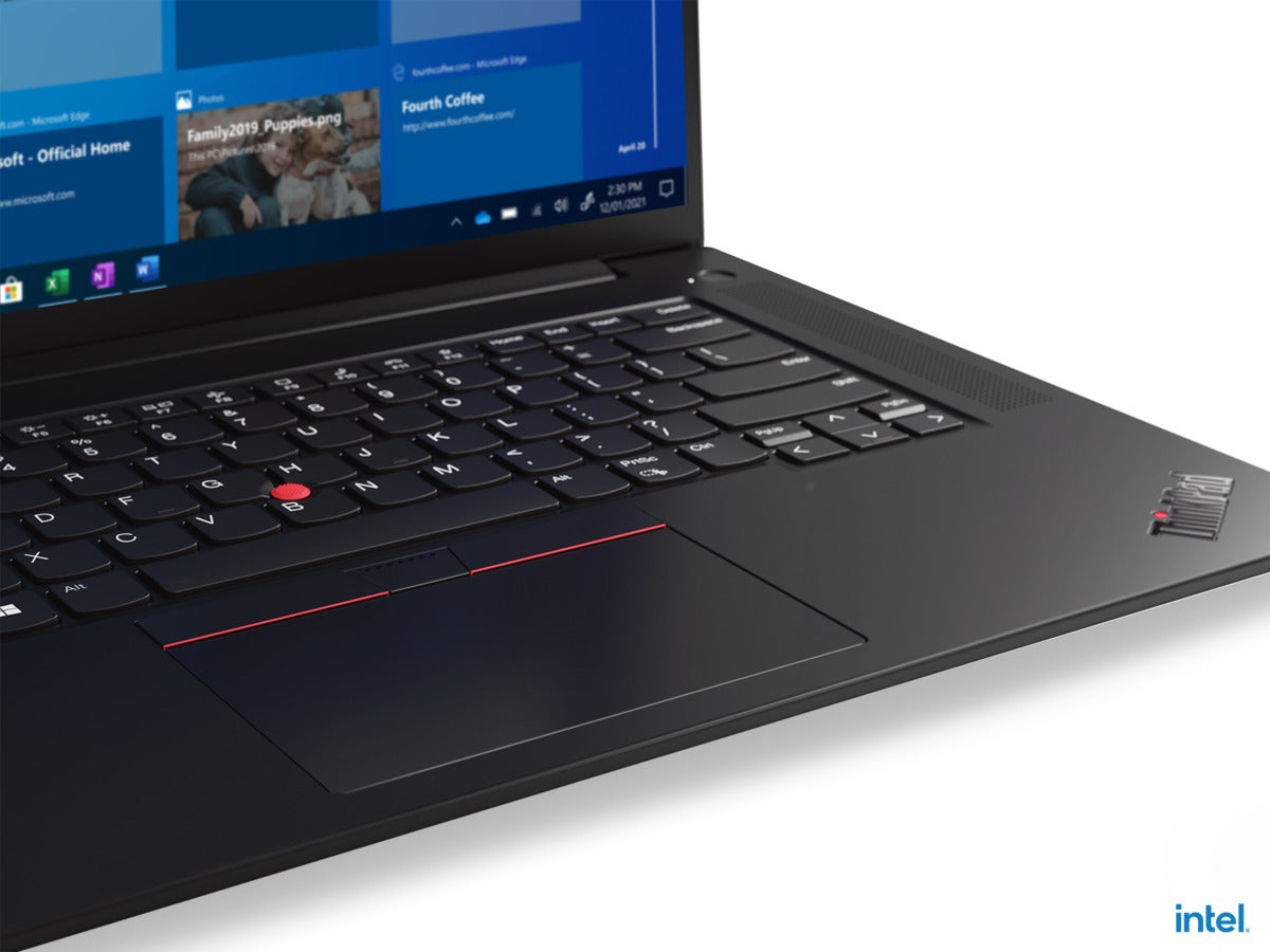 02 thinkpad x1 extreme gen 4 closeup touch pad