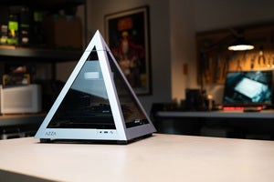 Azza Pyramid Mini 806 on a table