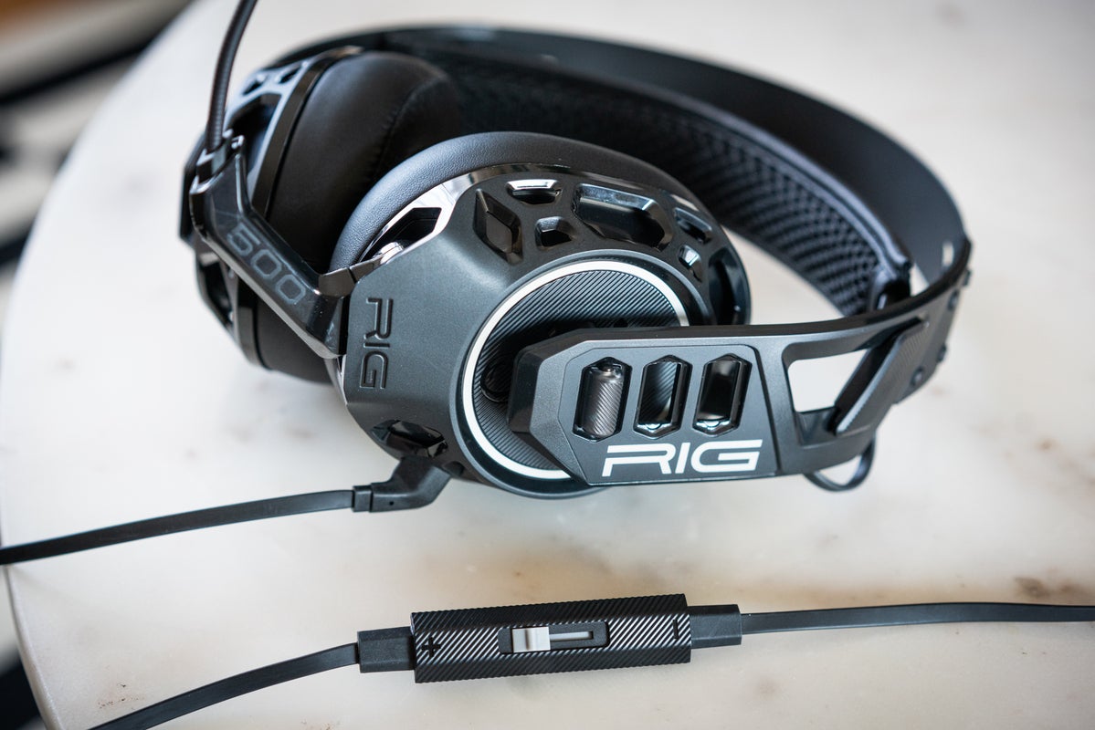 RIG s 700 Pro HX and 500 Pro HX headsets feel great but sound ho