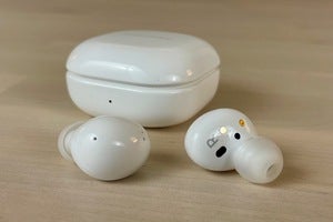 samsung galaxy buds2 closed case