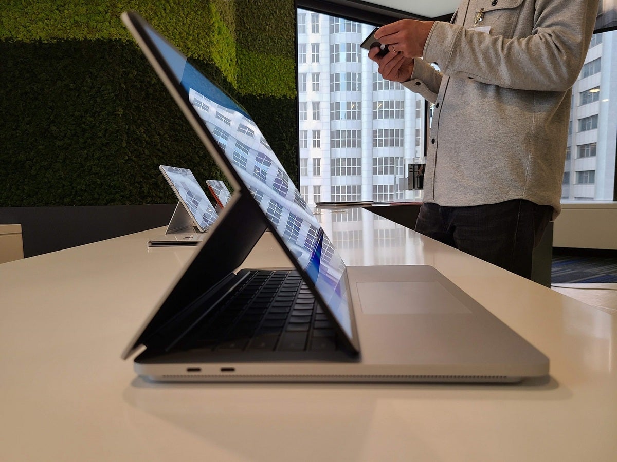 Microsoft Surface Laptop Studio