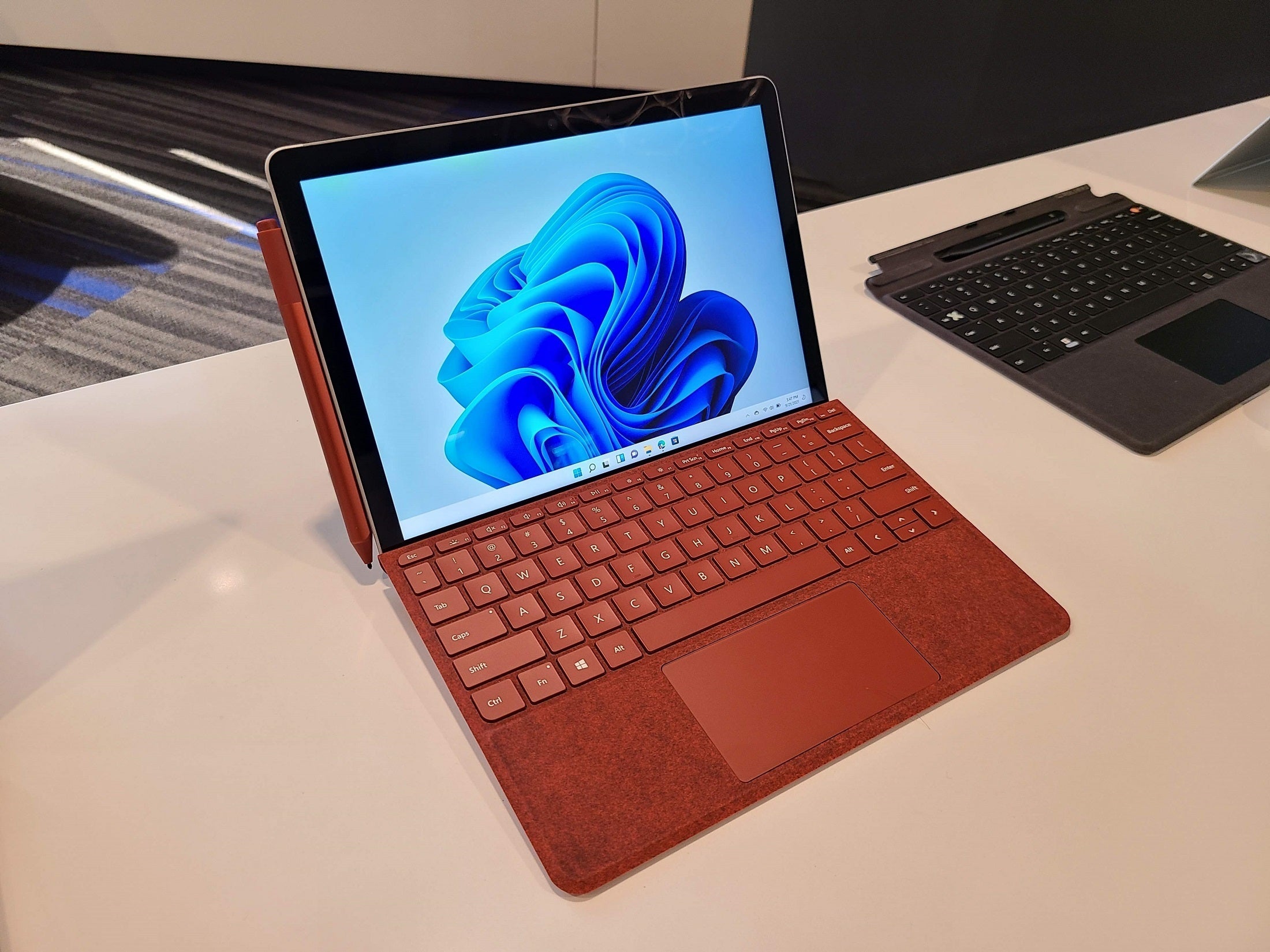 Microsoft's Surface Pro 8 Sets The Bar For Windows Tablets Even Higher ...