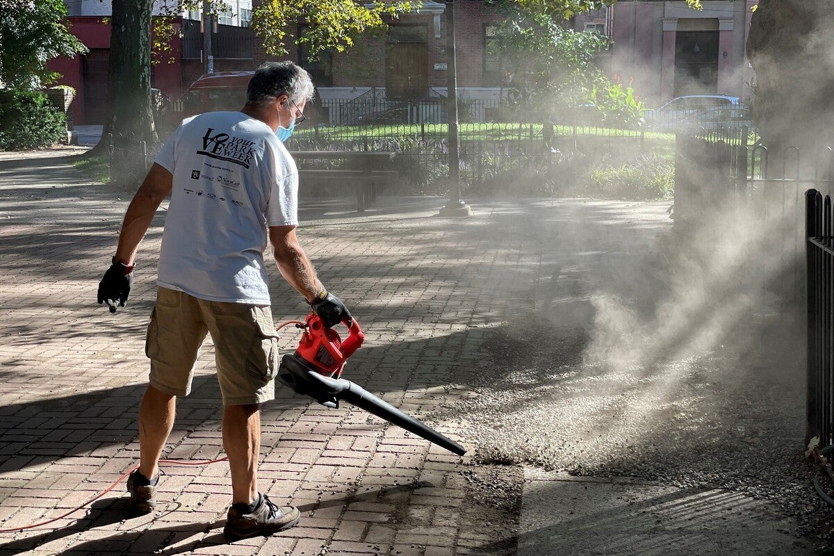 bose qc45 vs a leaf blower