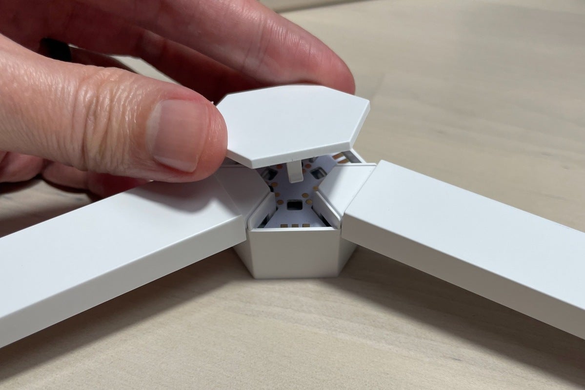 nanoleaf lines connector