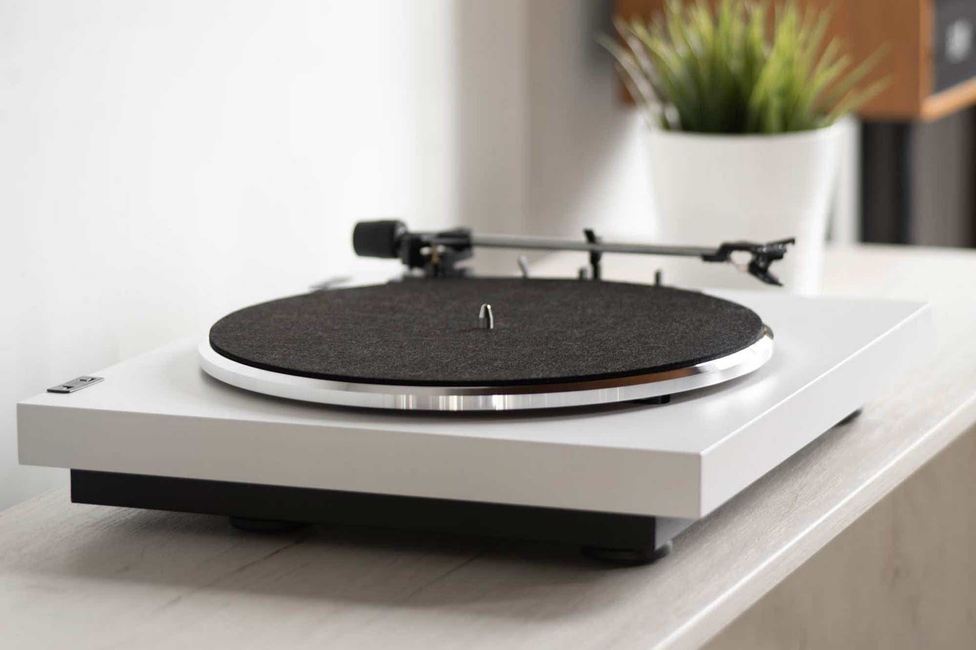 Best turntables of 2024 Reviews and buying advice TechHive