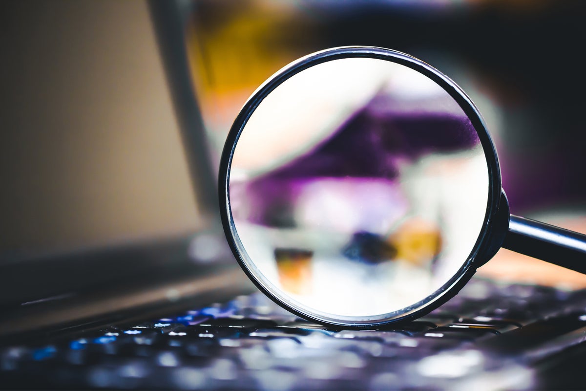 IDGConnect_ colourcode_lens_technology_shutterstock_590368973_1200x800