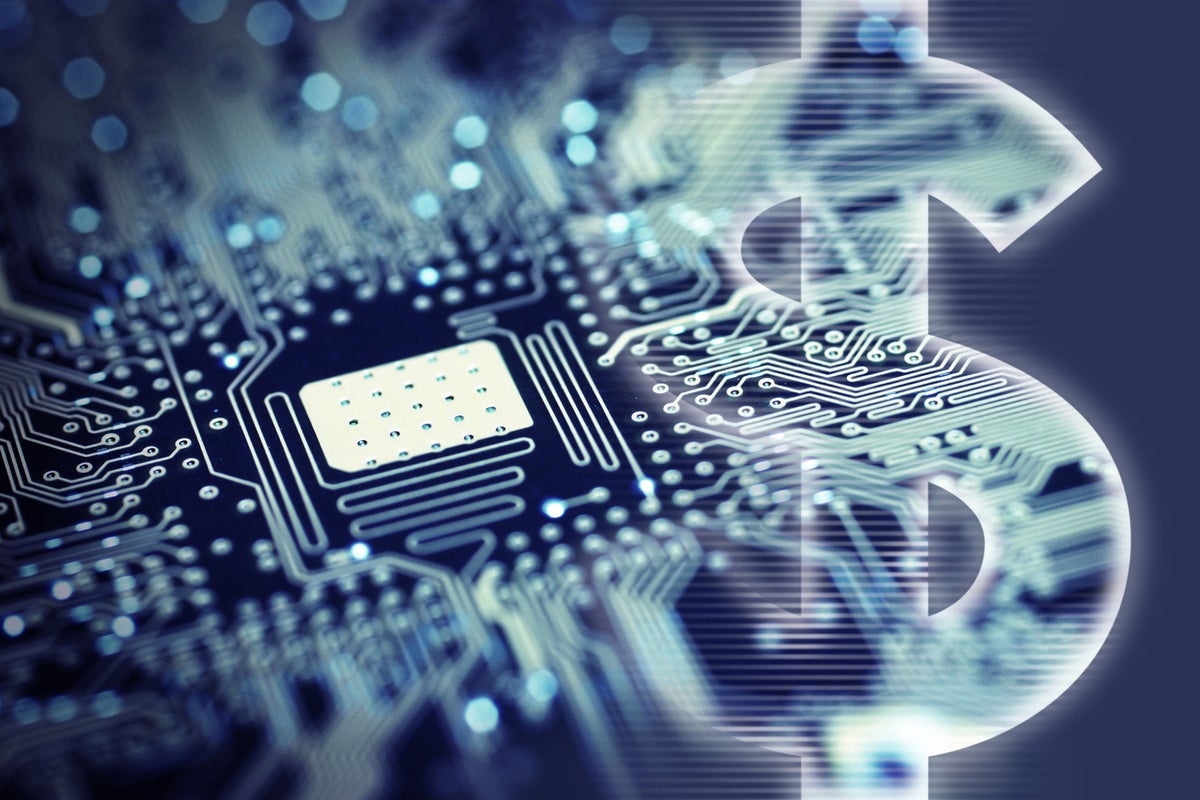 Overcoming Digital Transformation Challenges in Financial Services with SD-WAN Overcoming Digital Transformation Challenges in Financial Services with SD-WAN