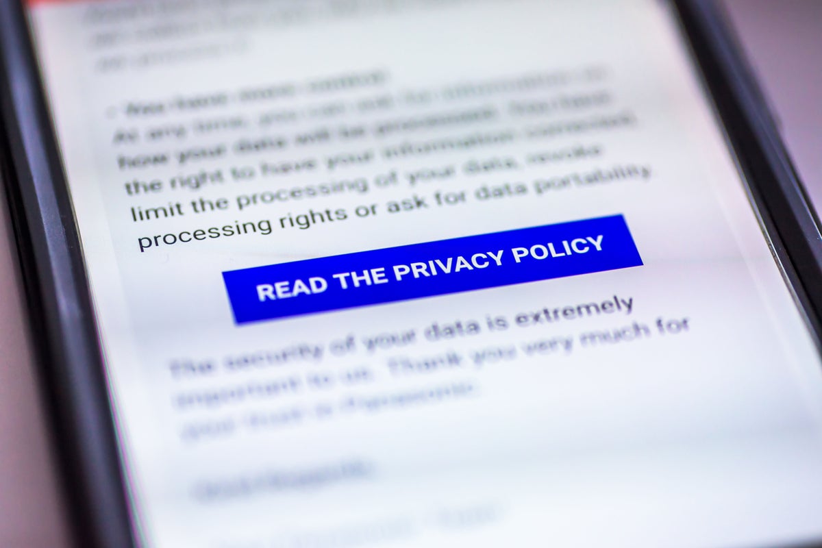 IDGConnect_data_privacy_2022_compliance_shutterstock_1100627288_1200x800