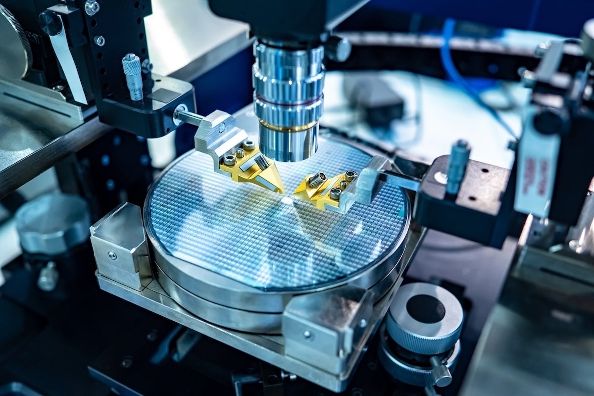 Image: Canon's alternative chip equipment likely subject to trade curbs to China