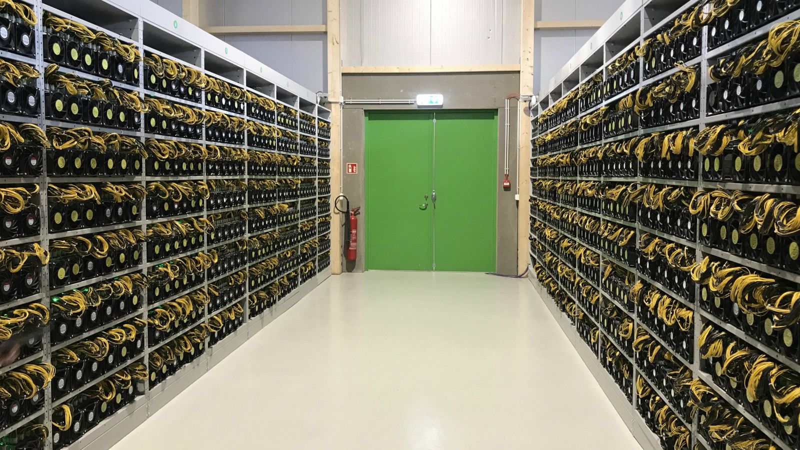 bitcoin data center iceland