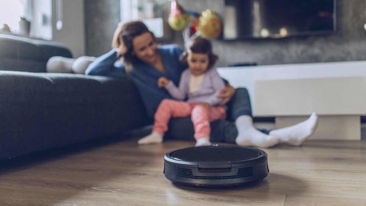 Google knows what\'s inside your house (if you buy a new Roomba robot vacuum cleaner)