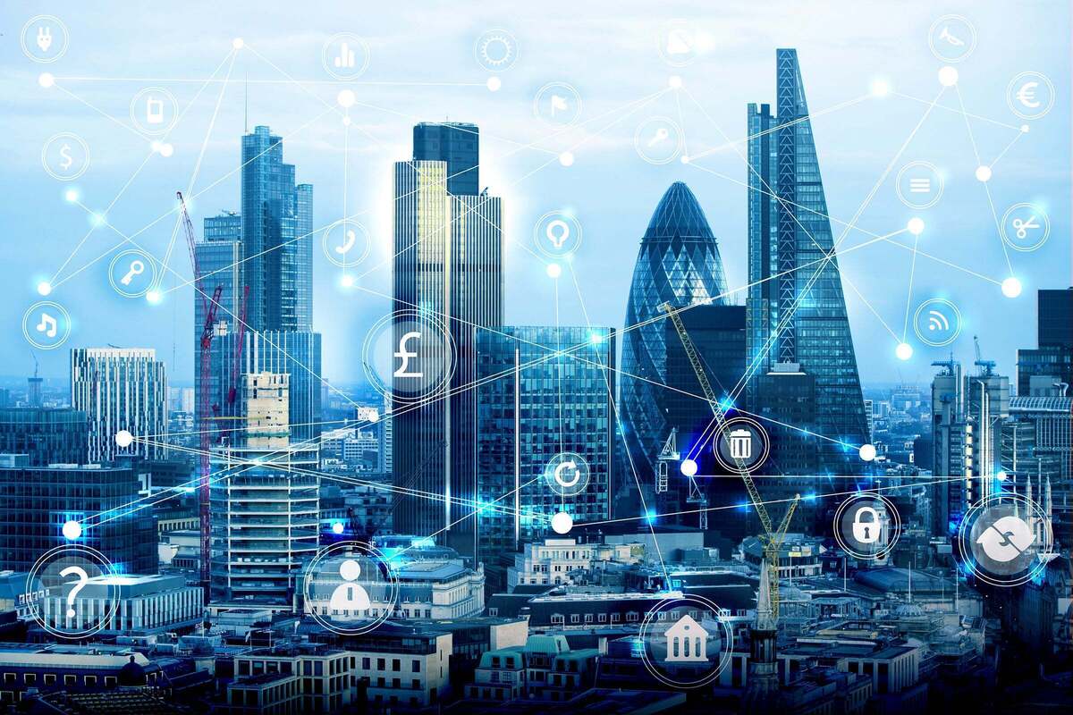 UK | United Kingdom  >  London  >  skyline with virtual connections