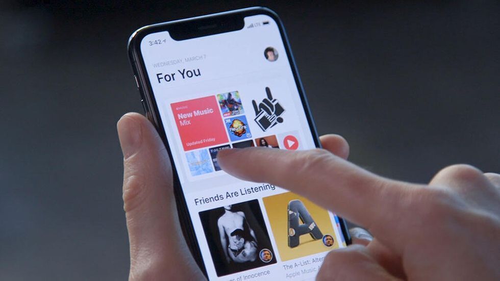 Spotify wants something for nothing, Apple claims after big EU fine