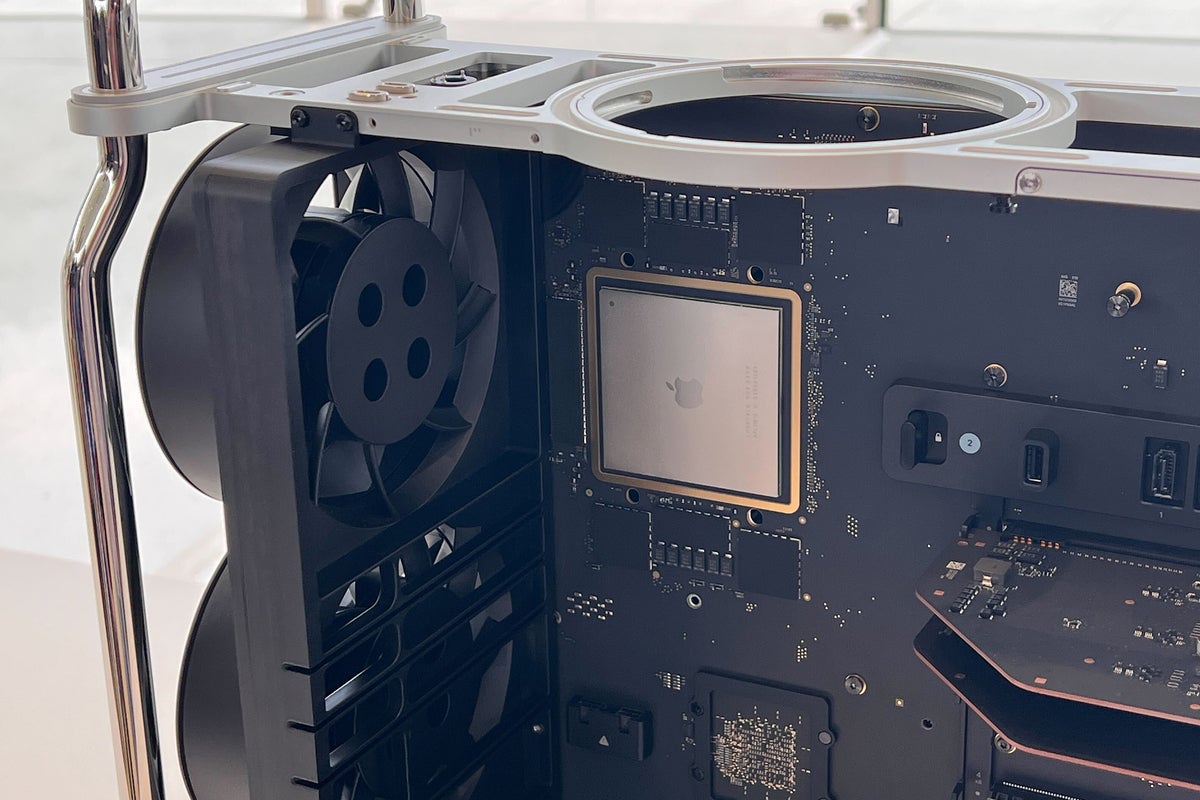 Mac Pro with M2 Ultra chip